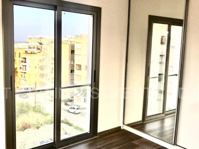 2+1 Flats With Sea View Close To Lord Palace Hotel In Girne