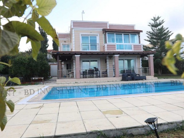 Luxury Villa with Sea View in Çatalköy Villas Area