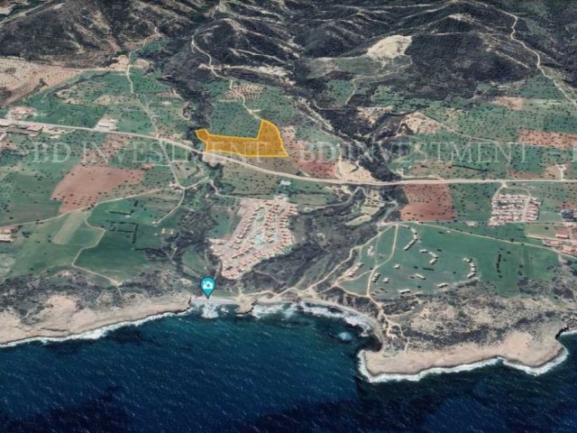 37.596 m² Land with 2 Floor Development, 750 Meters from the Sea