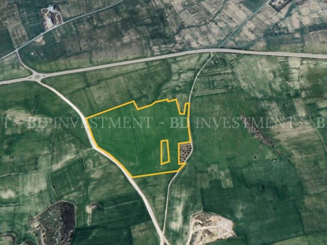 154.384 m² Land with Chapter-96 Zoning in Geçitkale