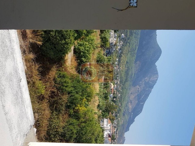 2+1 Flat With A Garden and Mountain View For Sale In Lapta