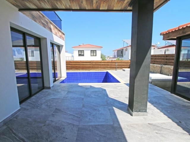 Villa mit privatem Pool mit Kamin und Garten zum Verkauf in Kyrenia - Karakum ** 