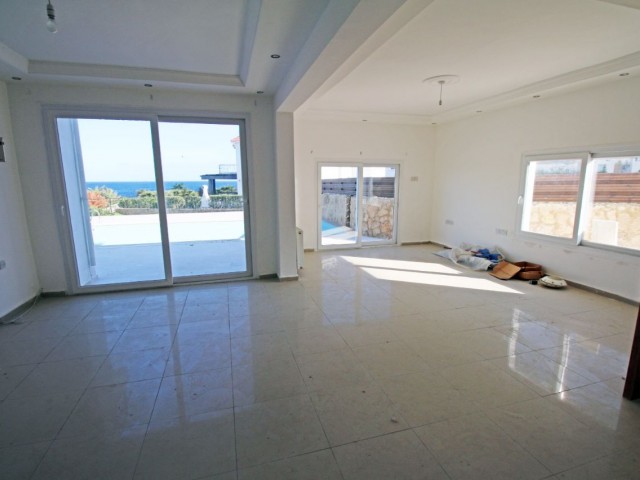 3+1 Luxury Villa by the Sea in Girne - Lapta