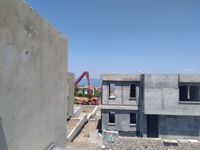 Girne Karmi'de Satılık 3+1 Havuzlu Sıfır Villa