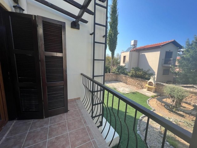 3+1 Villa mit privatem Garten zum Verkauf in Kyrenia Chatalköy ** 