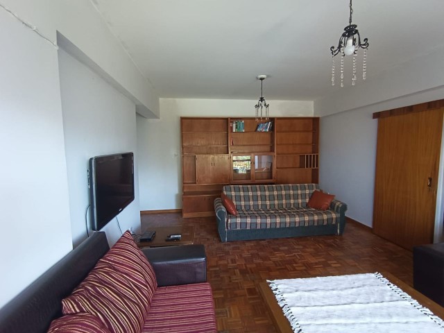 2+1 APARTMENT WITHIN WALKING DISTANCE TO DEREBOYU STREET AND CAFES IN KÖŞKLÜÇİFTLİK