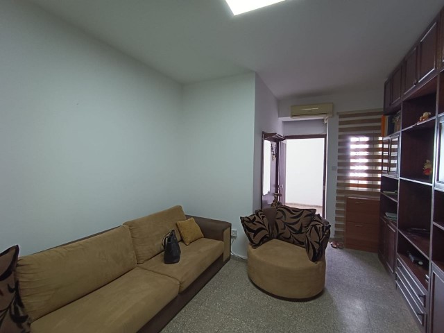 1st FLOOR FLAT FOR RENT IN DEREBOY AVENUE IN KÖŞKLÜÇİFTLİK