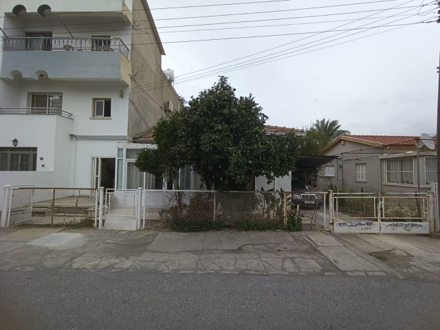 DETACHED HOUSE FOR SALE IN NICOSIA CENTER)