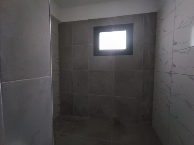 LEFKOŞA'DA SATILIK 2+1 DAİRE