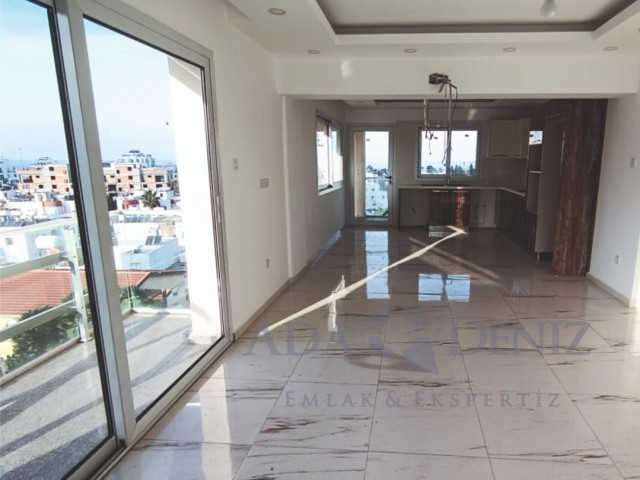 3+1 FLAT FOR SALE ON THE STREET IN GIRNE