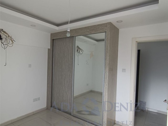 3+1 FLAT FOR SALE ON THE STREET IN GIRNE