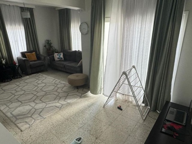 KÜÇÜKKAYMAKLI 3+1 FLAT 140 M²