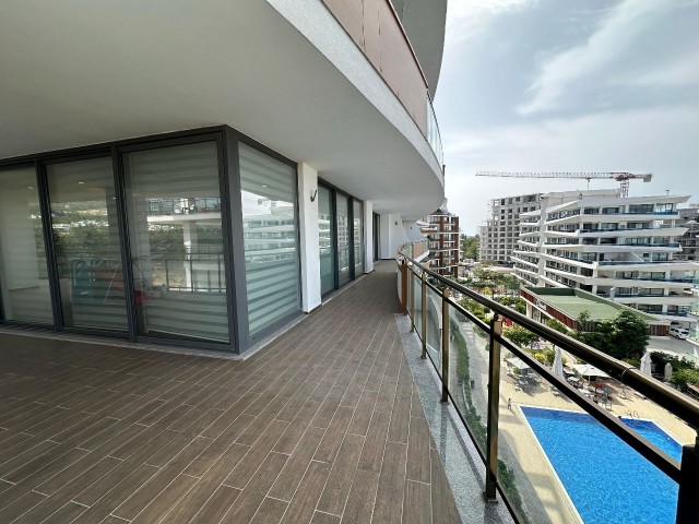 Luxury 3+1 Flat for Sale in a Secured Site with Pool in Kyrenia Center...