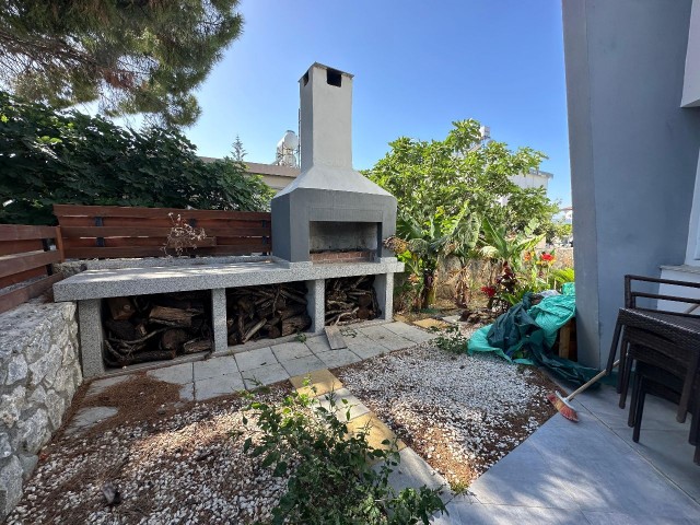 2+1 Wohnung mit Garten zum Verkauf in Karaoğlanoğlu, Kyrenia