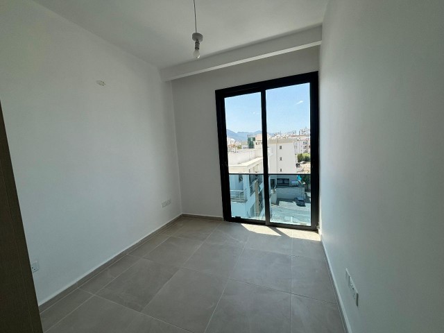 2+1 FLATS FOR RENT IN KYRENIA CENTER, WALKING DISTANCE TO THE MAIN STREET, AVAILABLE AS AN OFFICE, CLINIC, LAW OFFICE, ACCOUNTING OFFICE......