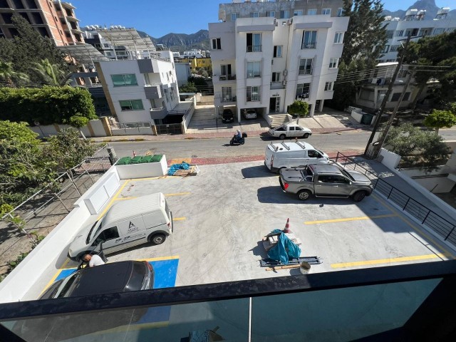 2+1 FLATS FOR RENT IN KYRENIA CENTER, WALKING DISTANCE TO THE MAIN STREET, AVAILABLE AS AN OFFICE, CLINIC, LAW OFFICE, ACCOUNTING OFFICE......