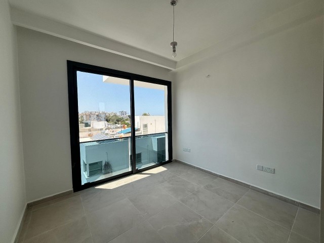 2+1 FLATS FOR RENT IN KYRENIA CENTER, WALKING DISTANCE TO THE MAIN STREET, AVAILABLE AS AN OFFICE, CLINIC, LAW OFFICE, ACCOUNTING OFFICE......