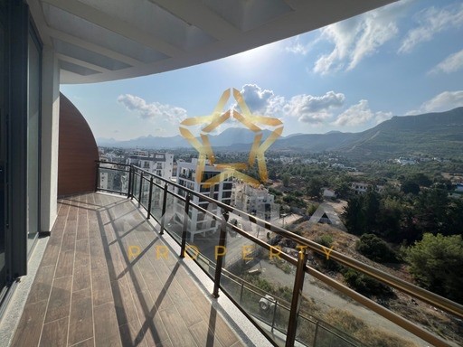 Penthouse Kaufen in Girne Merkez, Kyrenia