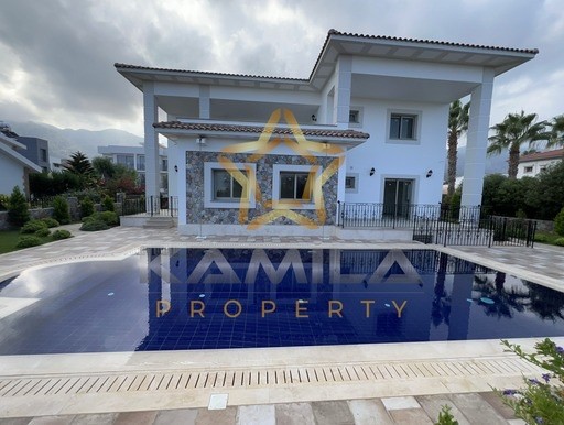 5+1 New Pool Villa for Sale in Yesiltepe