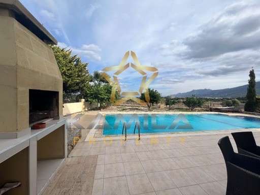 3+1 Seafront Villa for Rent with Pool in Karşıyaka