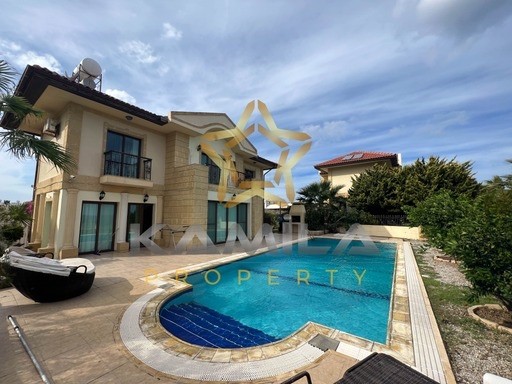 3+1 Seafront Villa for Rent with Pool in Karşıyaka