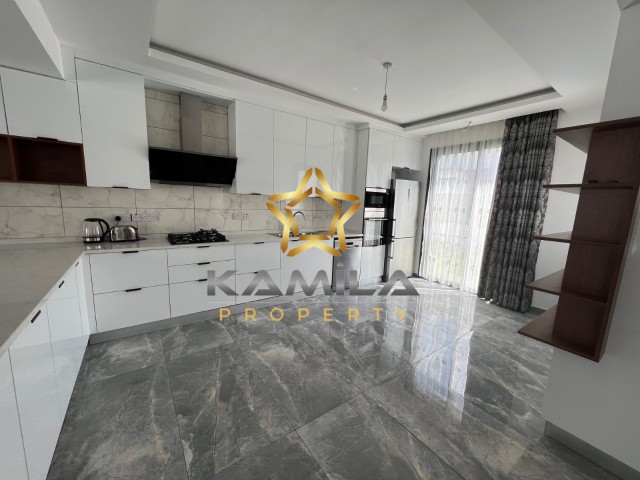 Kyrenia 3+1 Luxury Villa for Rent