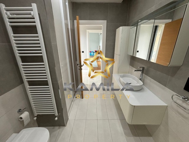 Satılık Lüx 3+2  Villa