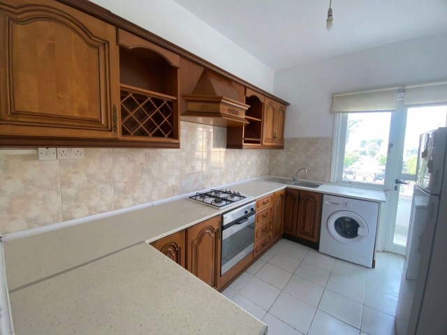 Flat for Rent in Dereboyu