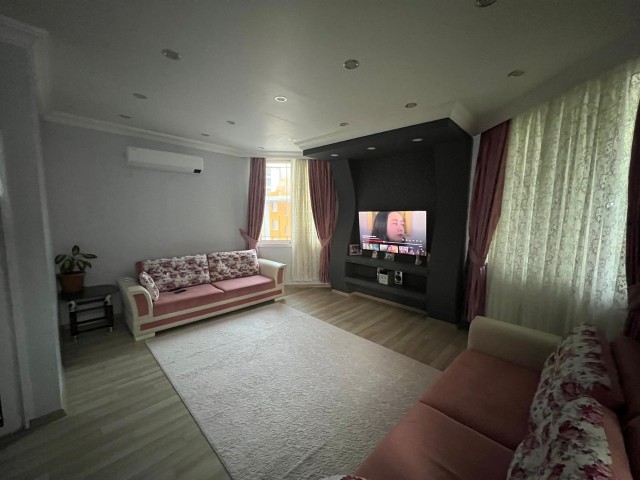 GİRNE MERKEZ 4+1 PENTHOUSE