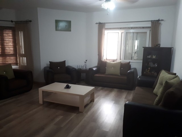 KYRENIA CENTER 3+1 FLAT FOR SALE