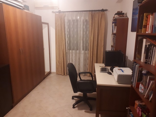 KYRENIA CENTER 3+1 WOHNUNG ZU VERKAUFEN