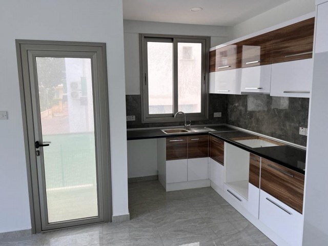 2+1 FLAT FOR SALE IN KYRENIA CENTER