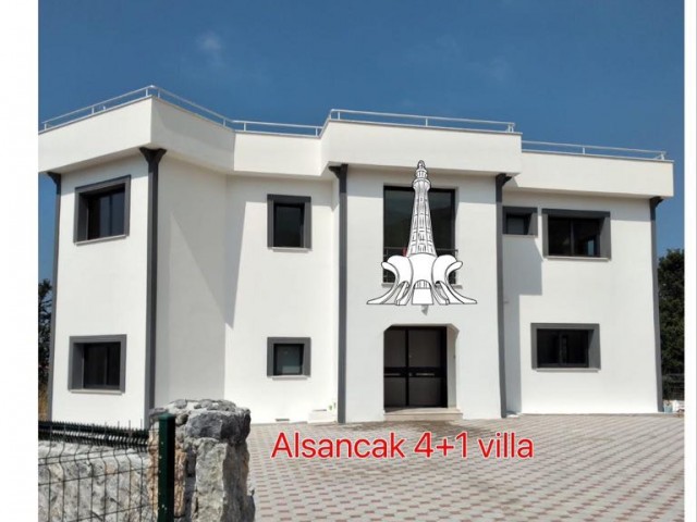 4+1 villa 