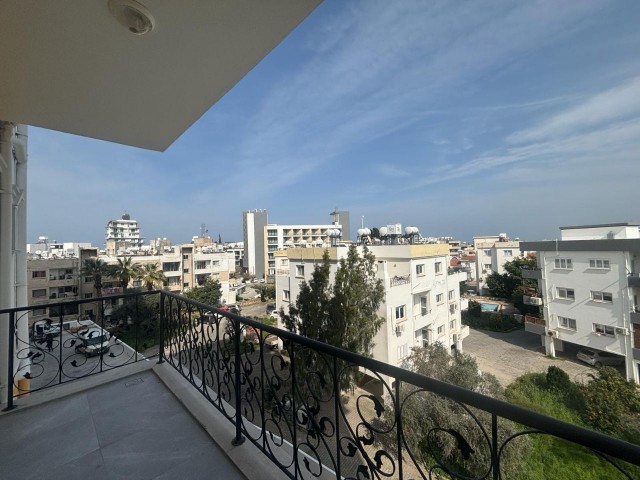 2+1 Wohnung zum Verkauf in Kyrenia/Zentrum