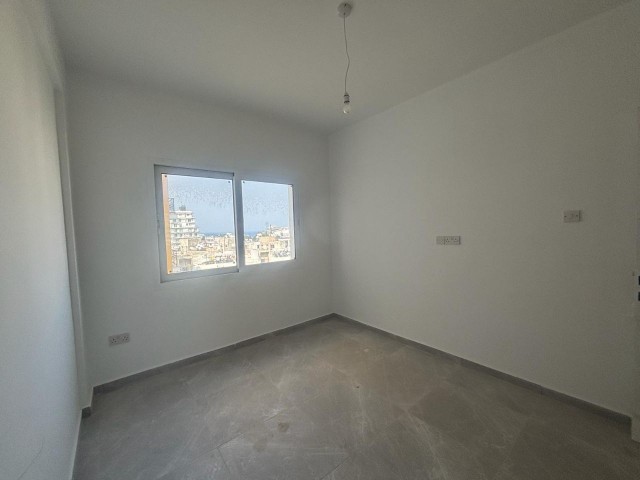 2+1 flat for sale in Kyrenia/Center