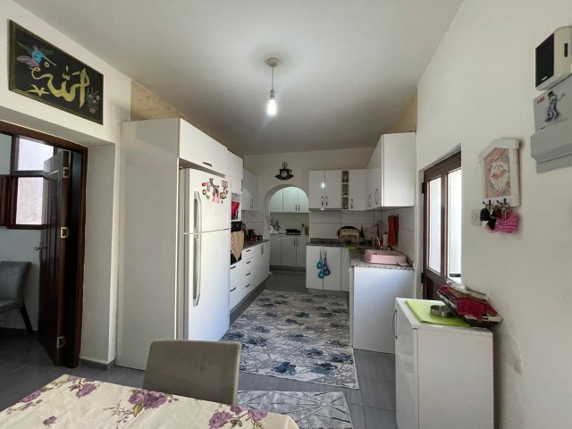 GİRNE/Türk Mahallesi 4+1 detached house for sale