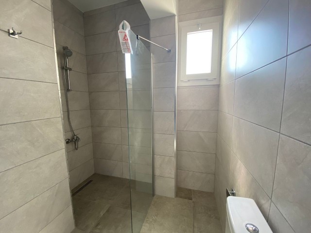 GAZİMAĞUSA MERKEZDE SIFIR EŞYALI 3+1 SATILIK DAİRE