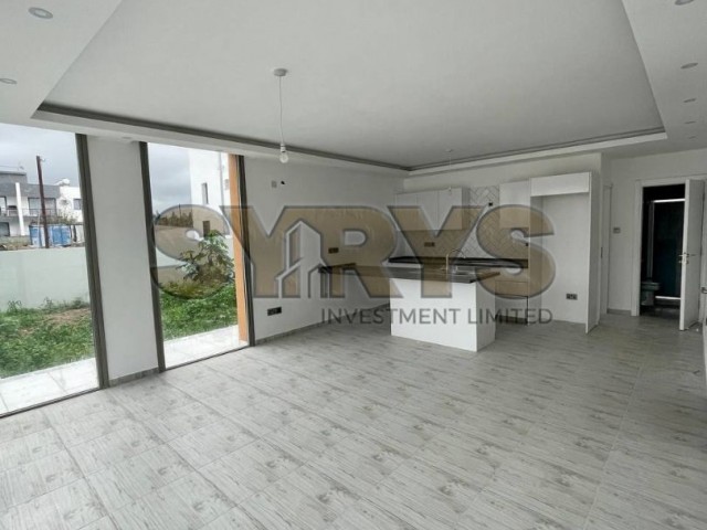 1+1 FLAT FOR SALE IN A SITE WITH POOL IN ALSANCAK 