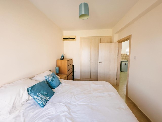 Komplett möbliertes Apartment mit 1 Schlafzimmer in einem 5-Sterne-Seeresort