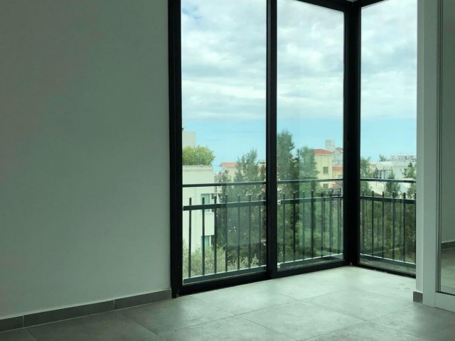 Girne merkezde satılık sıfır 1+1 daire