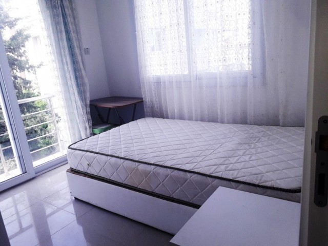 Two bedroom apartment for long-term rent in Girne city center for