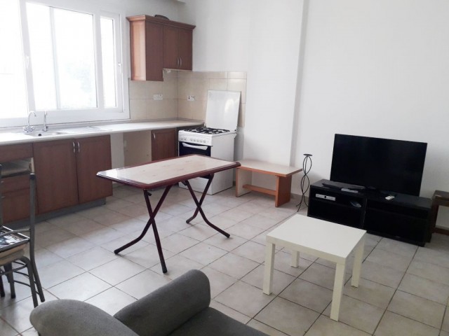 2+1 furneshed apartment for lon term rent in Girne center