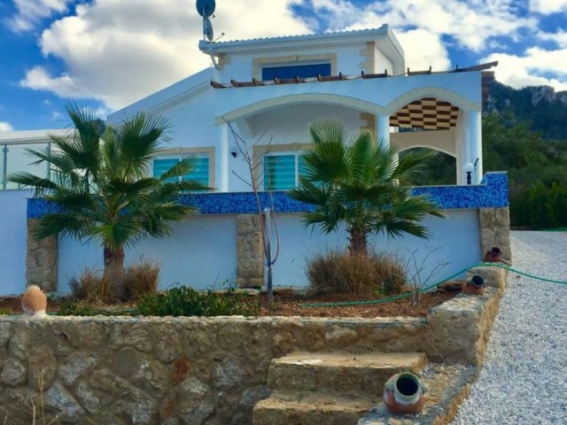 For sale 3 bed villas with amazinf sea views and fully furnished