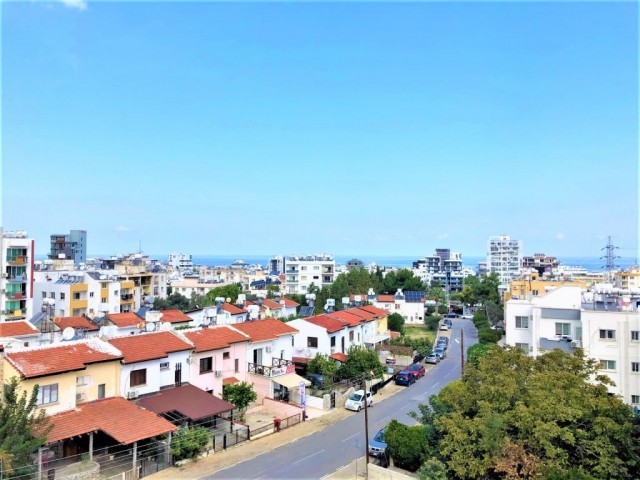 Girne merkezde satılık yüksek kaliteli 2+1 sıfır daireler