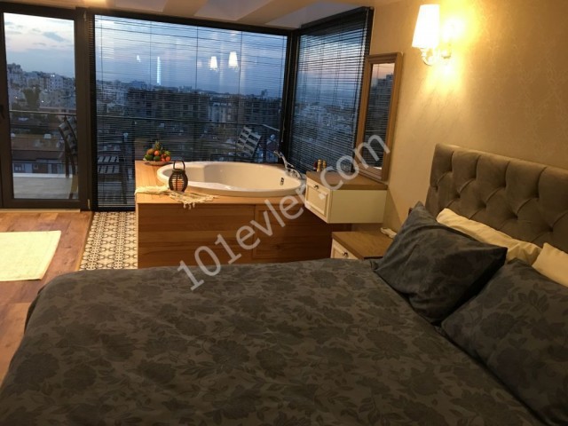 For rent luxury apartment in city center