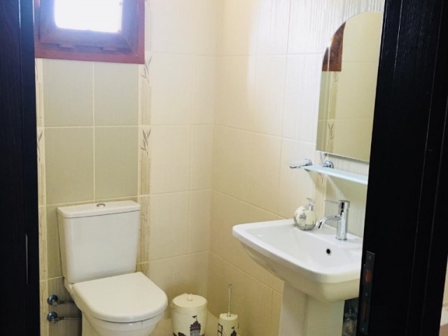 Girne merkezde satılık lux 3+1 daire