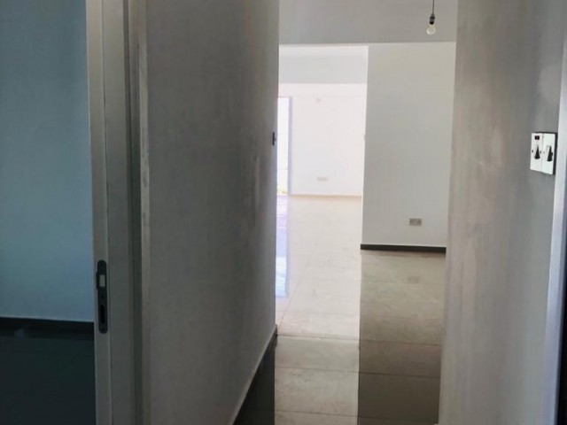 3+1 Wohnung zum Verkauf in Kyrenia Zentrum ** 