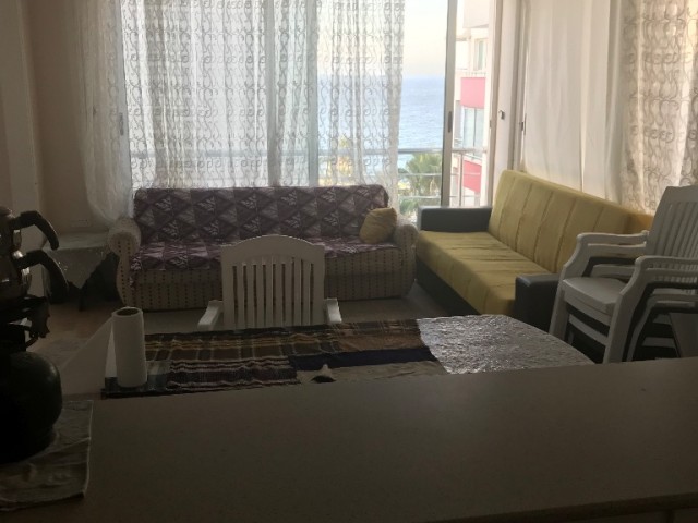 Spacious 3 + 1 apartment for sale in the center of Kyrenia ** 