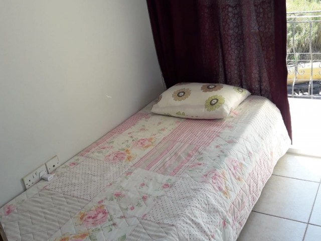 Girne/Alsancak bölgesinde satılık 2+1 daire 