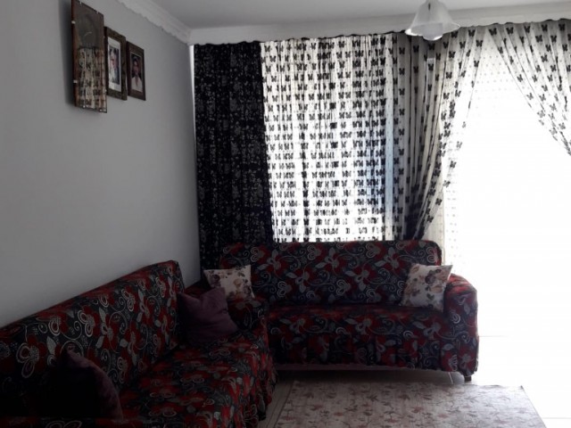 Girne/Alsancak bölgesinde satılık 2+1 daire 